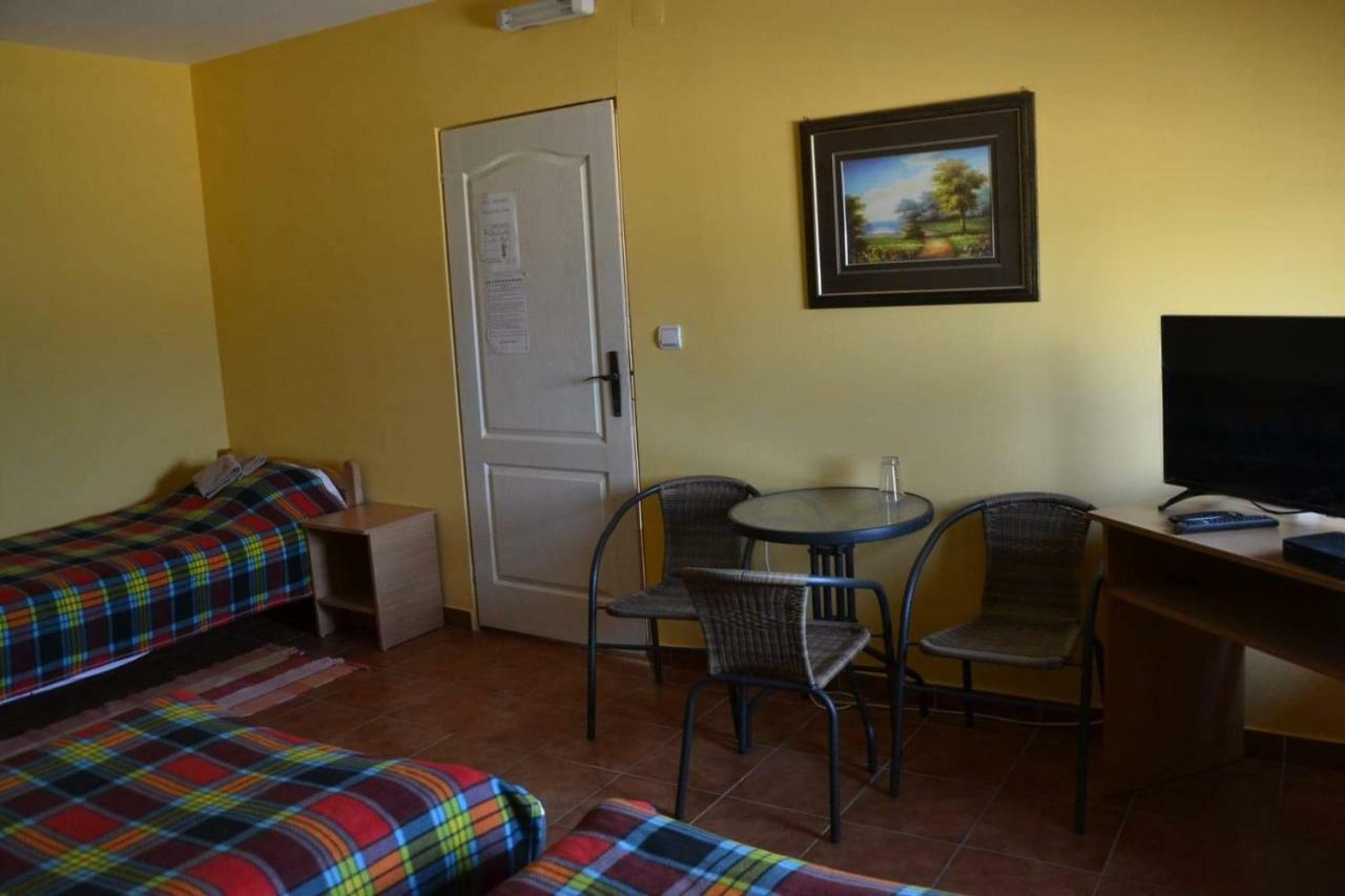 Guest House Bole Vinci Extérieur photo